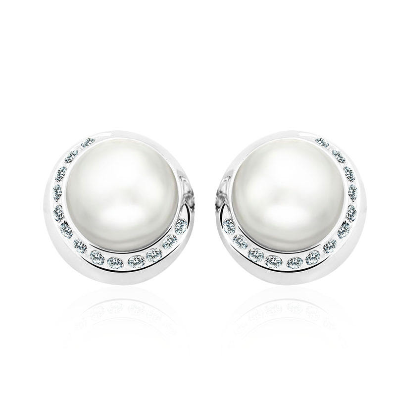 Small MOQ Royal Fresh Pearl White Gold plated stud Earrings Beautiful Fashion Women Gift Jewelry Manufacturer