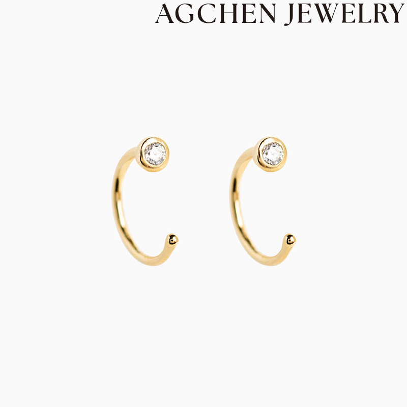 AG White Zirconia Stud Earrings AGLN0031